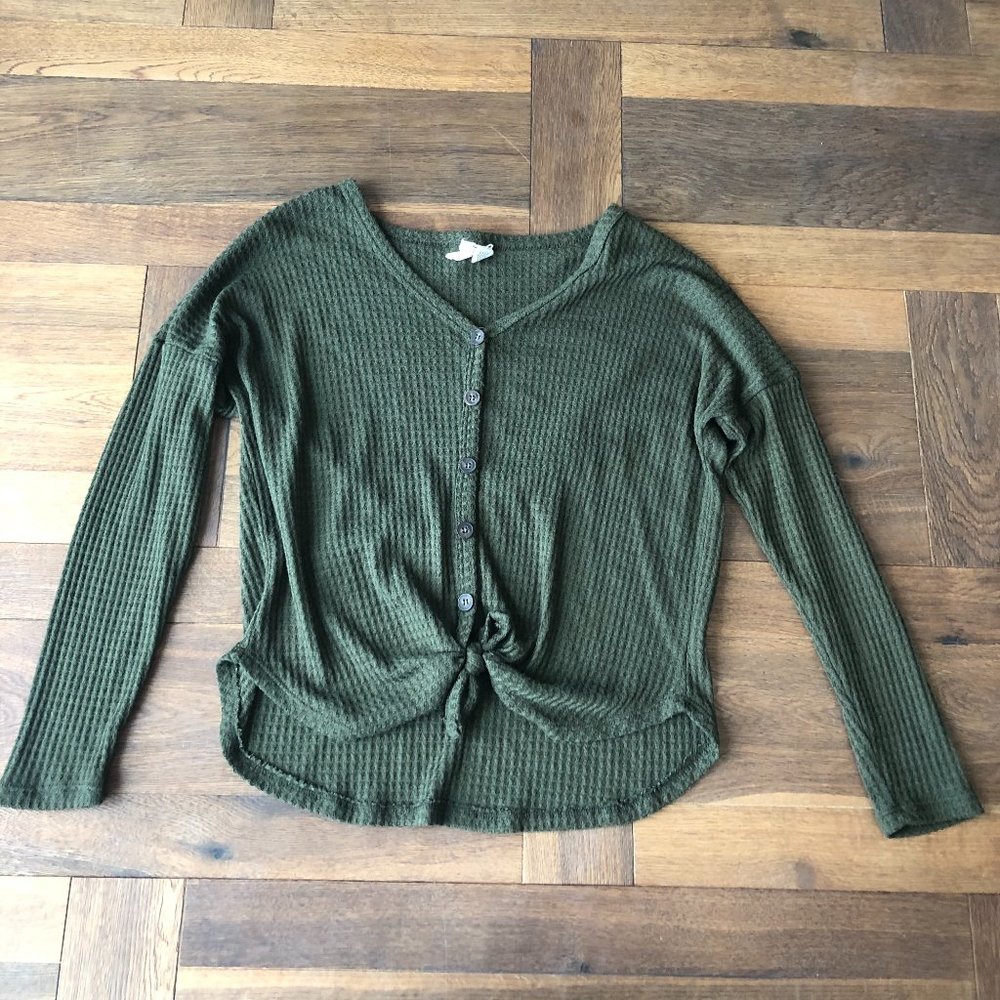 Sky and Sparrow Green Button Down Sweater